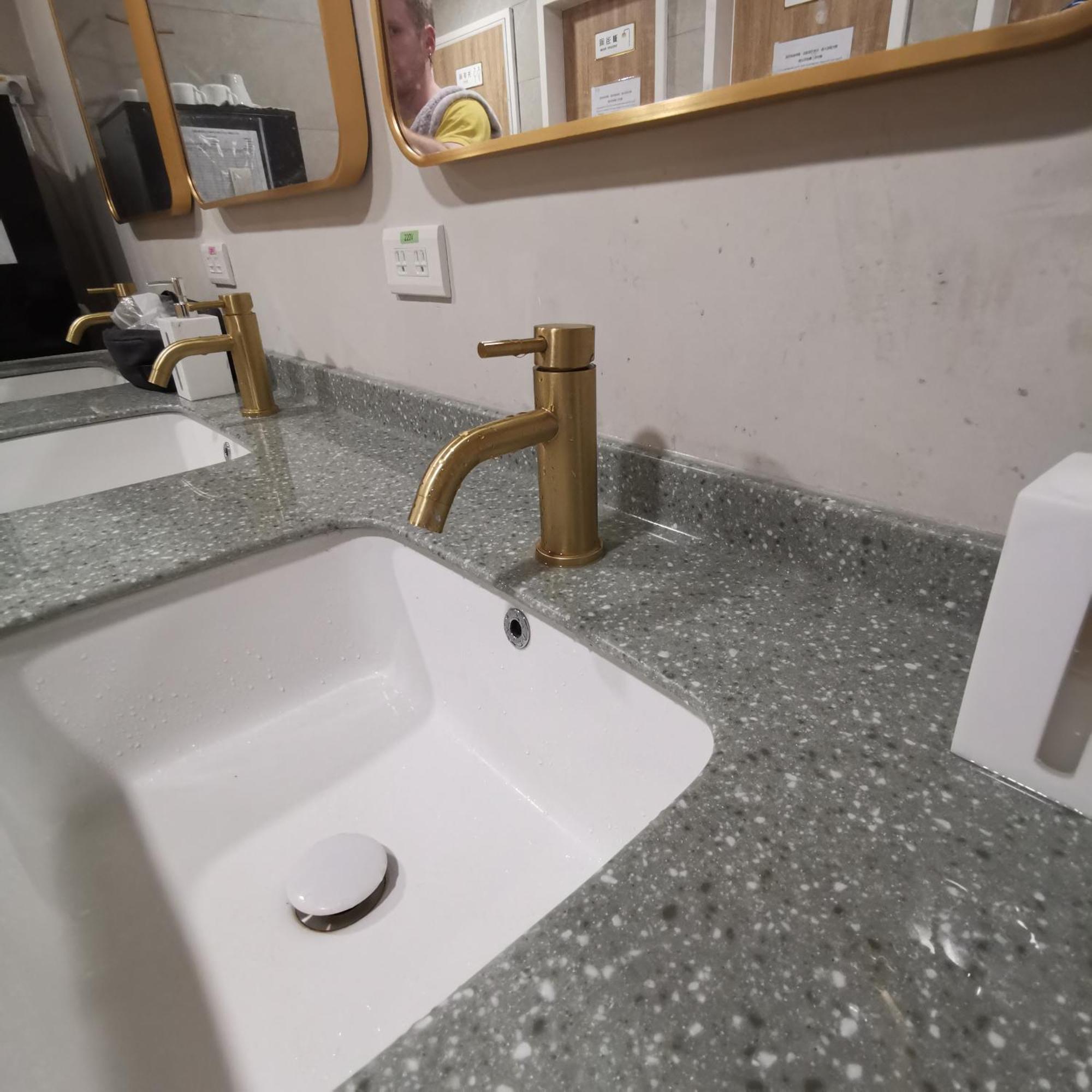 橙舍二館 Tw 2 Hostel