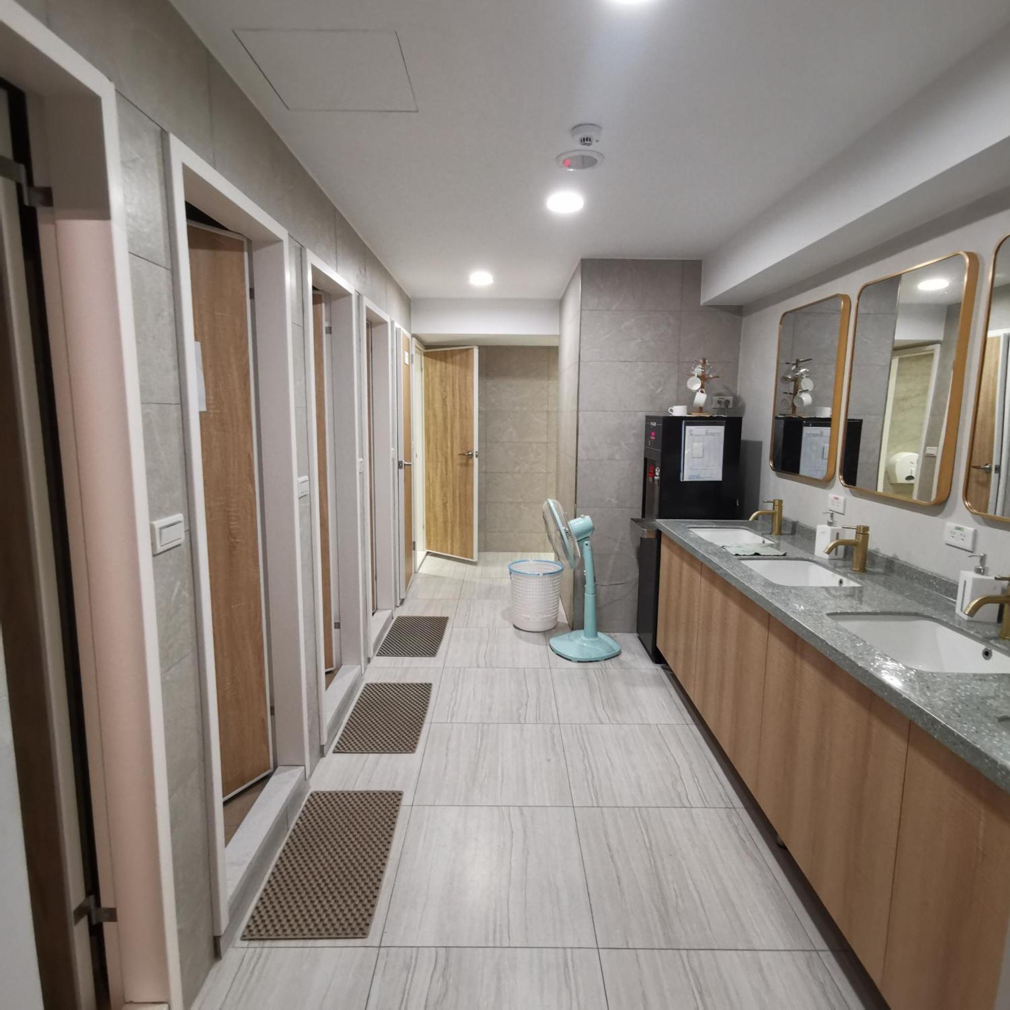 Hostel 橙舍二館 Tw 2 Taipei
